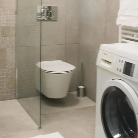 Bnbutler - Govone - Ampio E Luminoso Con Terrazza Apartment