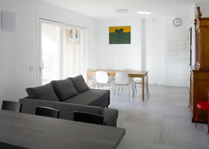 Bnbutler - Govone - Ampio E Luminoso Con Terrazza Appartamento Milano