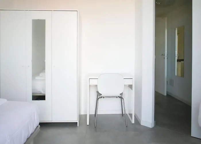 Bnbutler - Govone - Ampio E Luminoso Con Terrazza Appartamento Milano