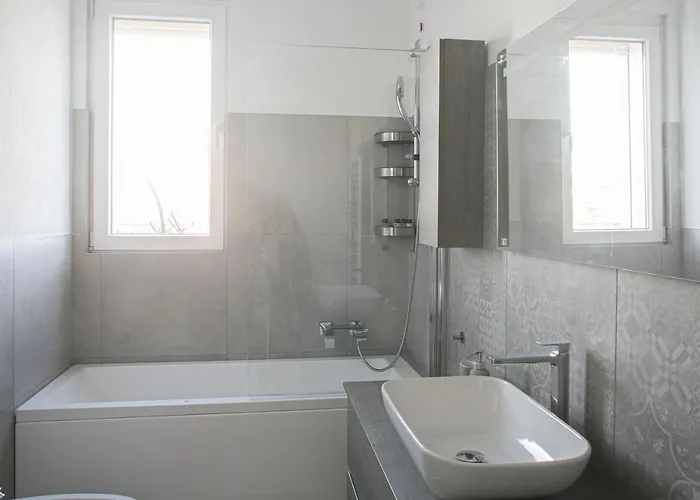 Appartamento Bnbutler - Govone - Ampio E Luminoso Con Terrazza