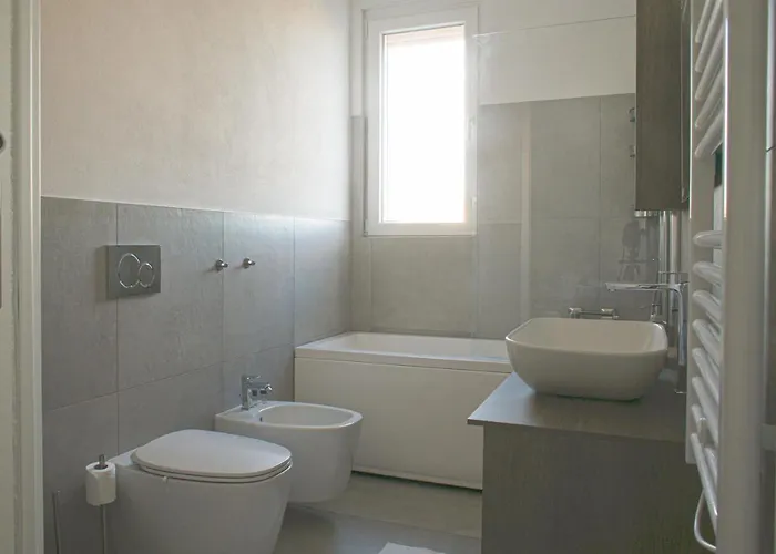 Bnbutler - Govone - Ampio E Luminoso Con Terrazza * Milano