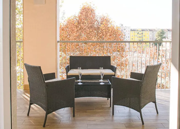 Appartamento Bnbutler - Govone - Ampio E Luminoso Con Terrazza