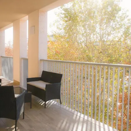 Bnbutler - Govone - Ampio E Luminoso Con Terrazza * ミラノ