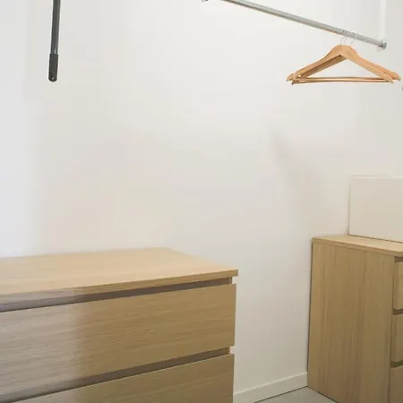 Bnbutler - Govone - Ampio E Luminoso Con Terrazza ミラノ