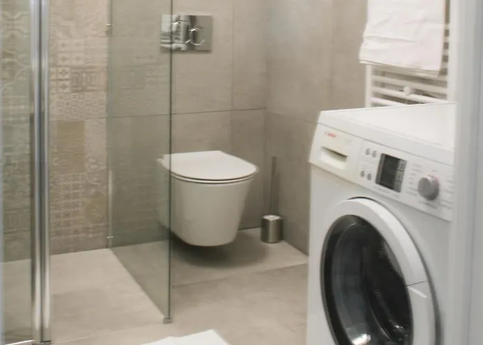 Bnbutler - Govone - Ampio E Luminoso Con Terrazza Apartment